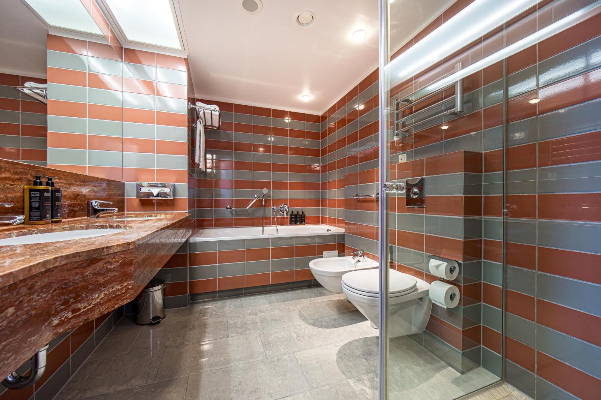 Mercure Palanga Vanagupe Resort & Spa Exterior photo Bathroom