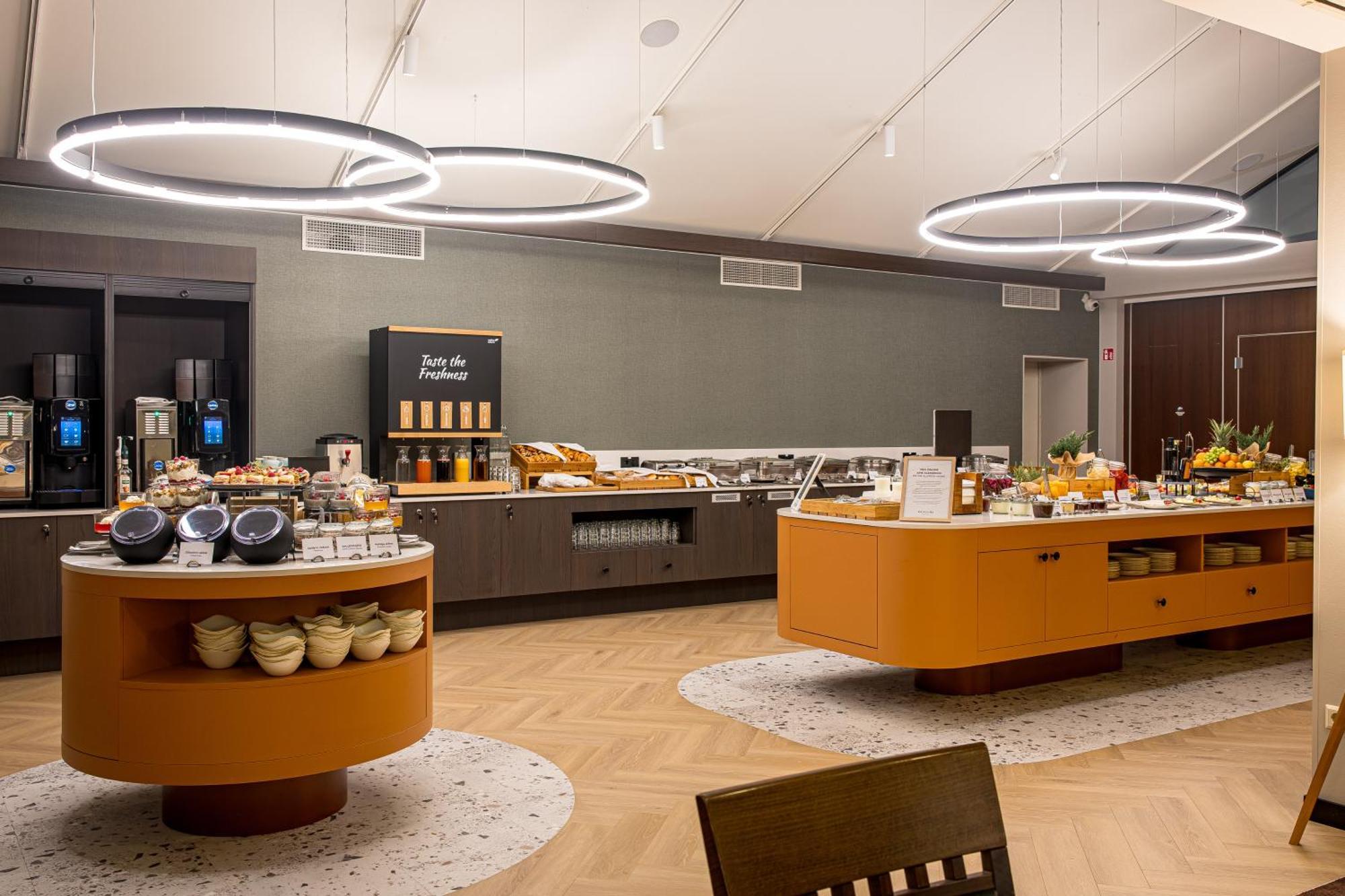 Mercure Palanga Vanagupe Resort & Spa Exterior photo The lounge at Helsinki Airport